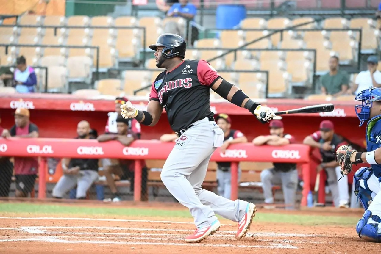 los-gigantes-vencen-a-los-tigres-y-finalizan-terceros-en-la-serie-regular
