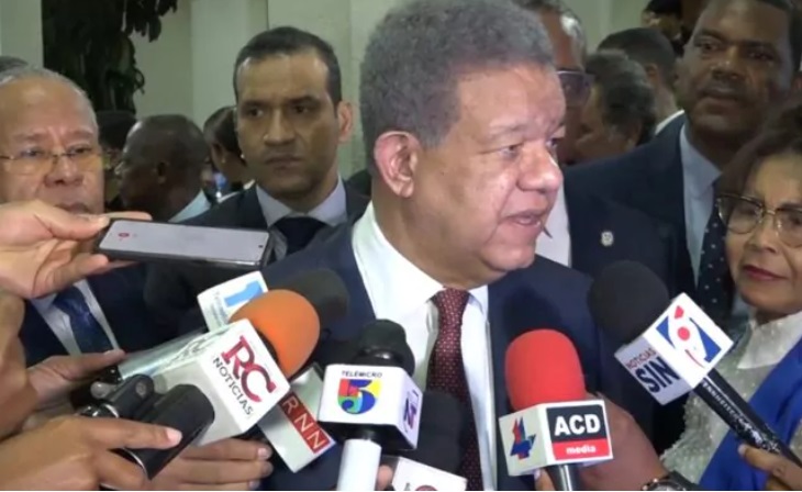 leonel-fernandez-celebra-este-viernes-su-cumpleanos-72-con-saludo-navideno-en-funglode