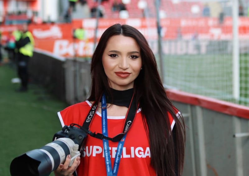 fallece-fotorreportera-e-influencer-tras-caer-desde-un-septimo-piso-en-rumania