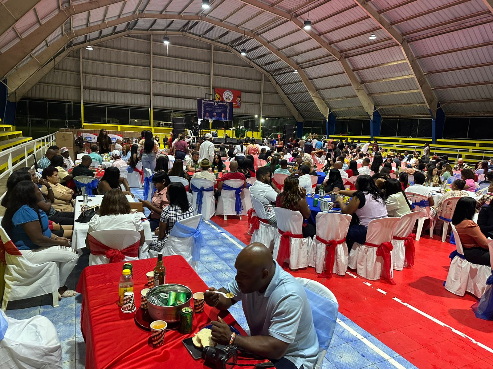 pedro-richardson-reune-a-mas-de-500-dirigentes-en-encuentro-navideno-en-san-pedro-de-macoris