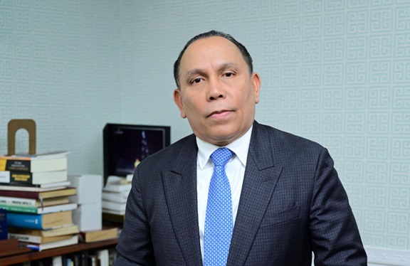 radhames-jimenez:-miles-habrian-muerto-por-corrupcion-en-senasa-bajo-gobierno-del-prm