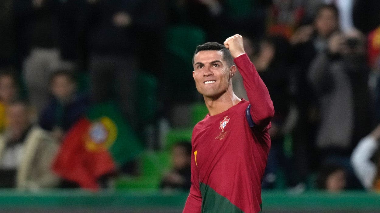 ronaldo-confia-en-alcanzar-los-1,000-goles-antes-de-su-adios