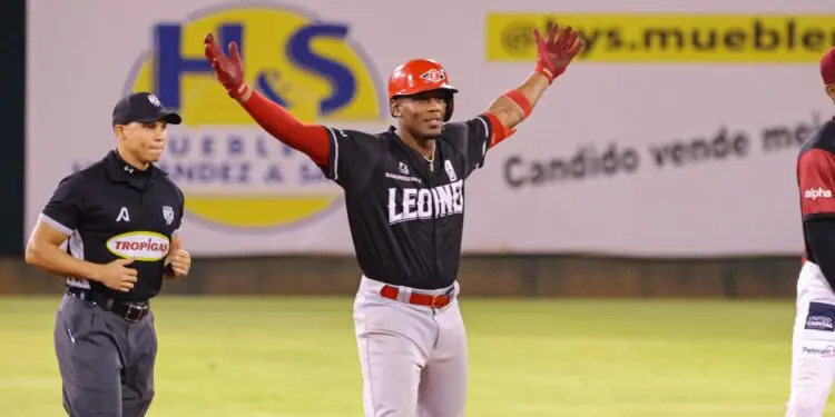 leones-vienen-de-atras-y-rugen-ante-gigantes