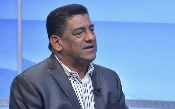 geovanny-arias-eleva-oracion-por-los-agricultores-y-el-campo-dominicano-al-iniciar-el-ano-2026