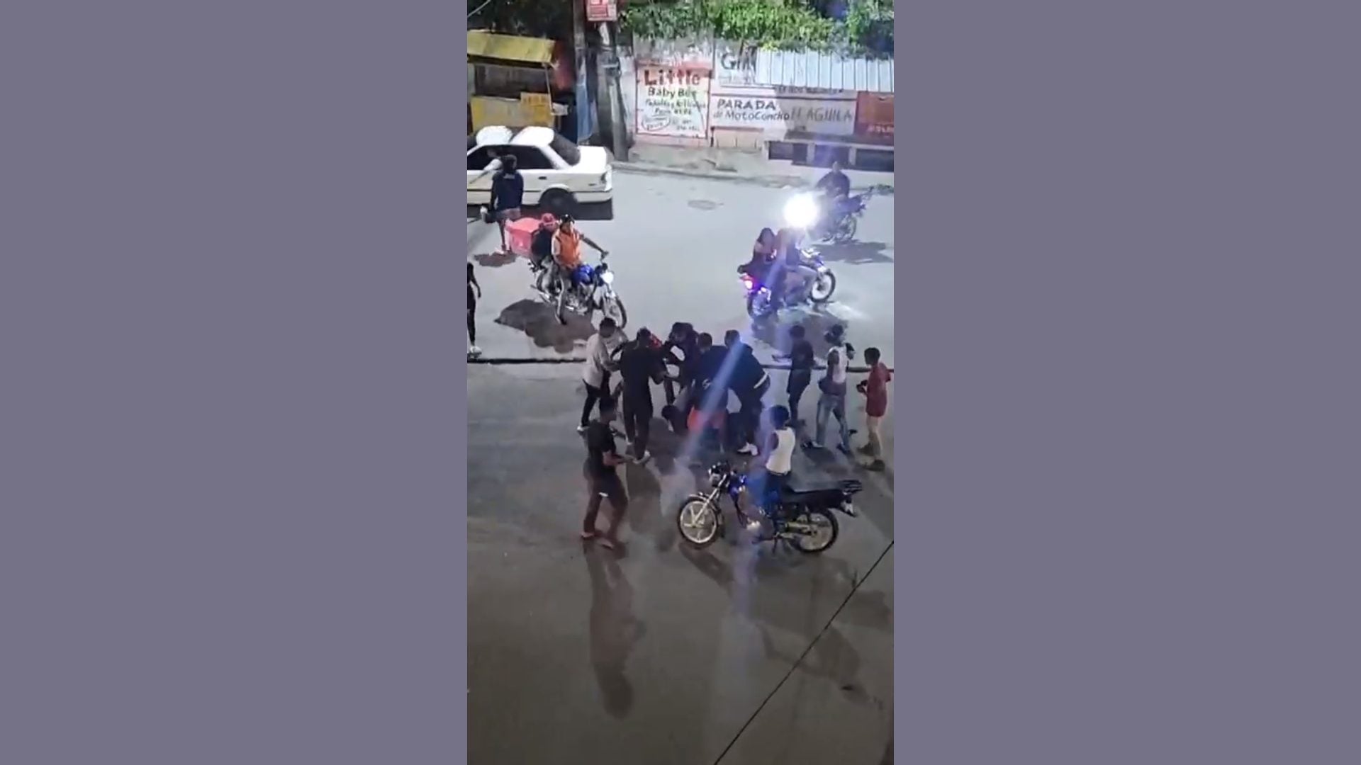 video:-ciudadanos-viven-con-temor-por-“juegos”-encapuchados-con-pistolas-de-bolitas