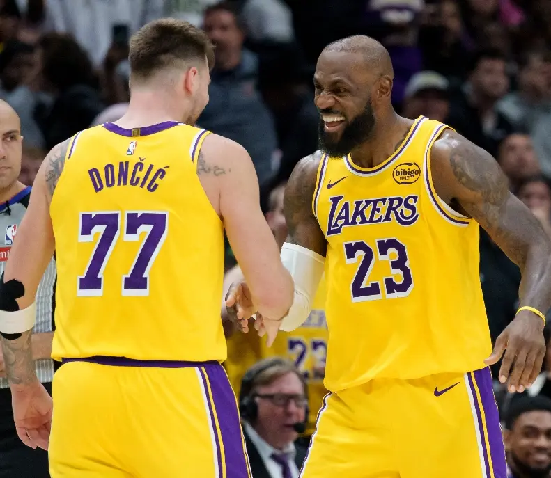 lebron-y-doncic-anotan-30-cada-uno-en-victoria-lakers