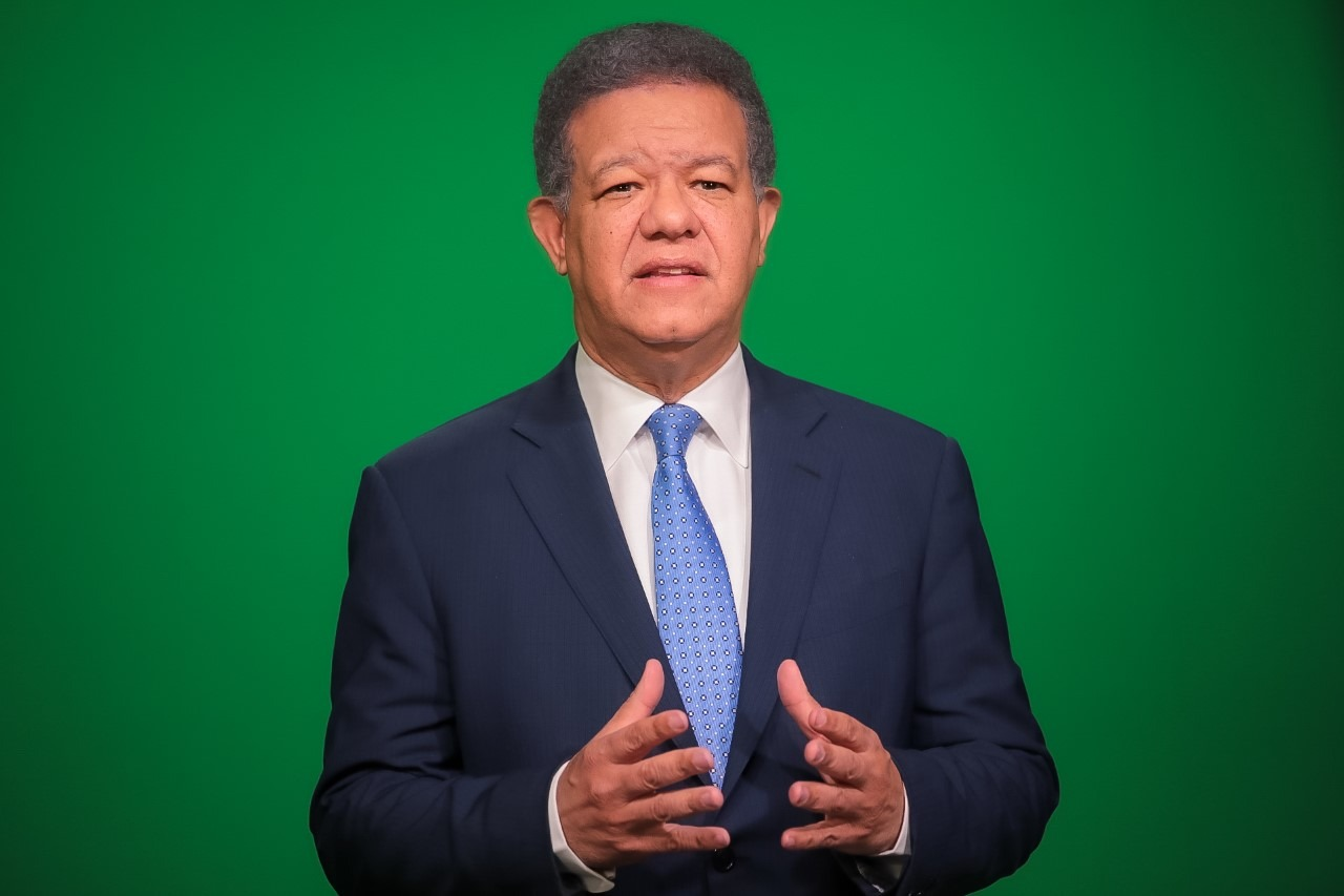 leonel-ante-criticas-por-venezuela:-nunca-reformamos-la-constitucion-para-perpetuarnos-en-el-poder
