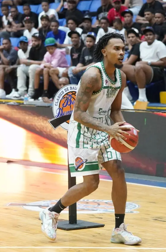 constelacion-de-estrellas-se-luce-en-clasico-boyon