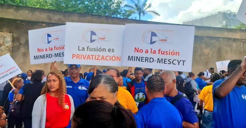 maestros-del-pld-rechazan-proyecto-de-fusion-entre-el-minerd-y-el-mescyt