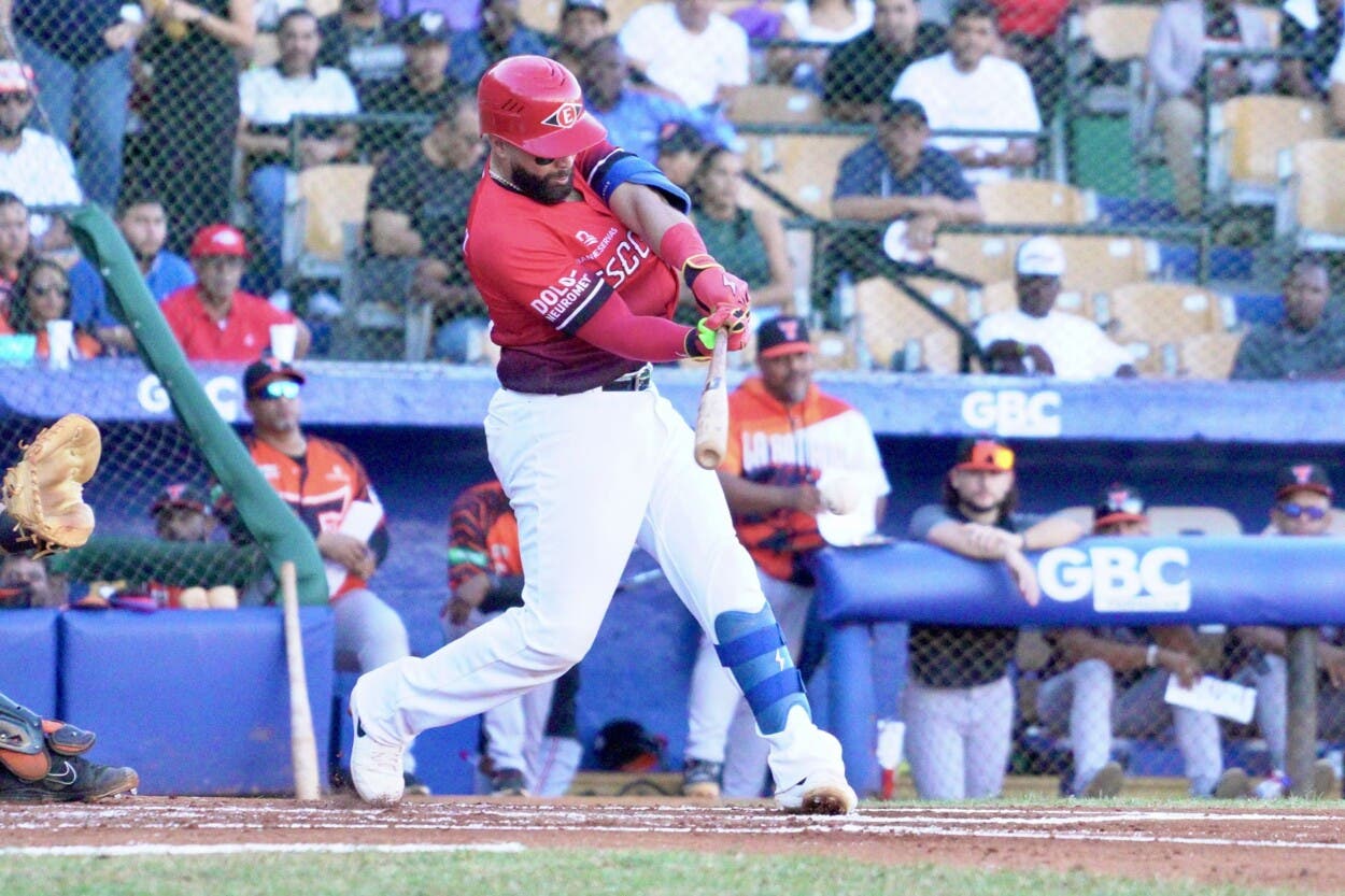 leones-se-ponen-a-un-paso-de-la-final-con-victoria-sobre-los-toros