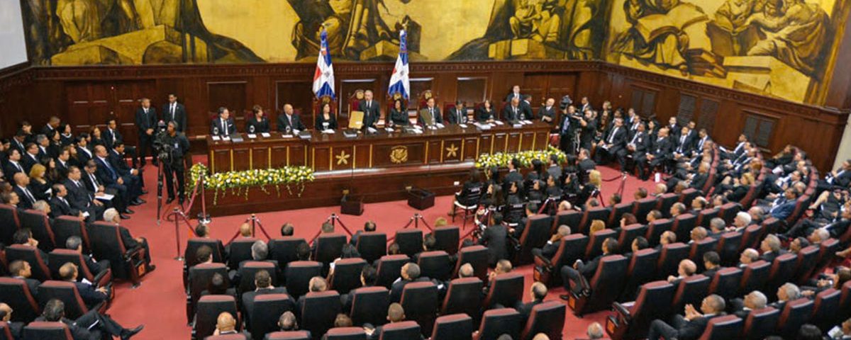 reportaje-centrales-sindicales-creen-diputados-juegan-al-tiempo-con-aprobacion-codigo-de-trabajo