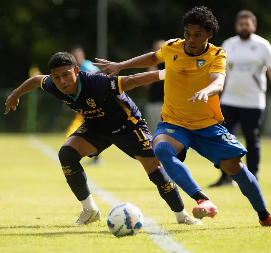 pantoja-es-lider-y-serio-aspirante-al-titulo-en-futbol-dominicano