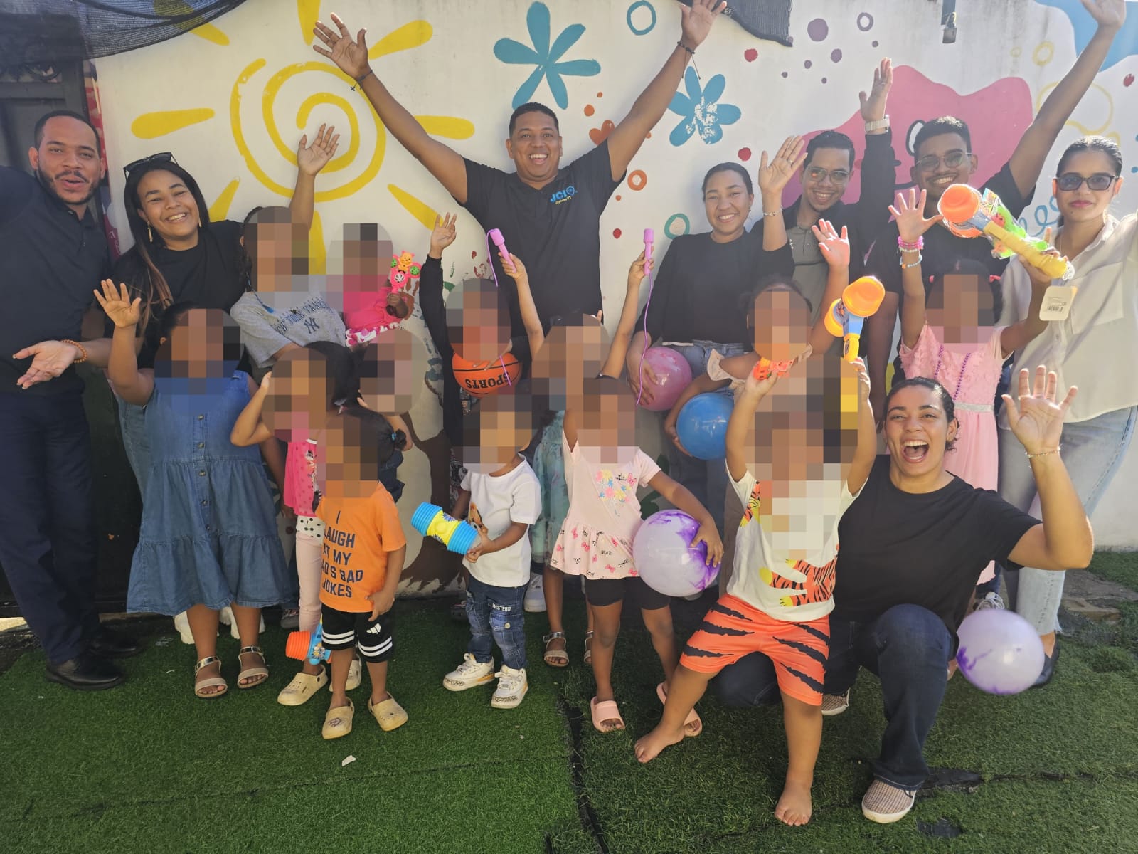 voluntarios-de-jaycees-72-comparten-juguetes-y-afecto-con-ninos-en-situacion-de-vulnerabilidad