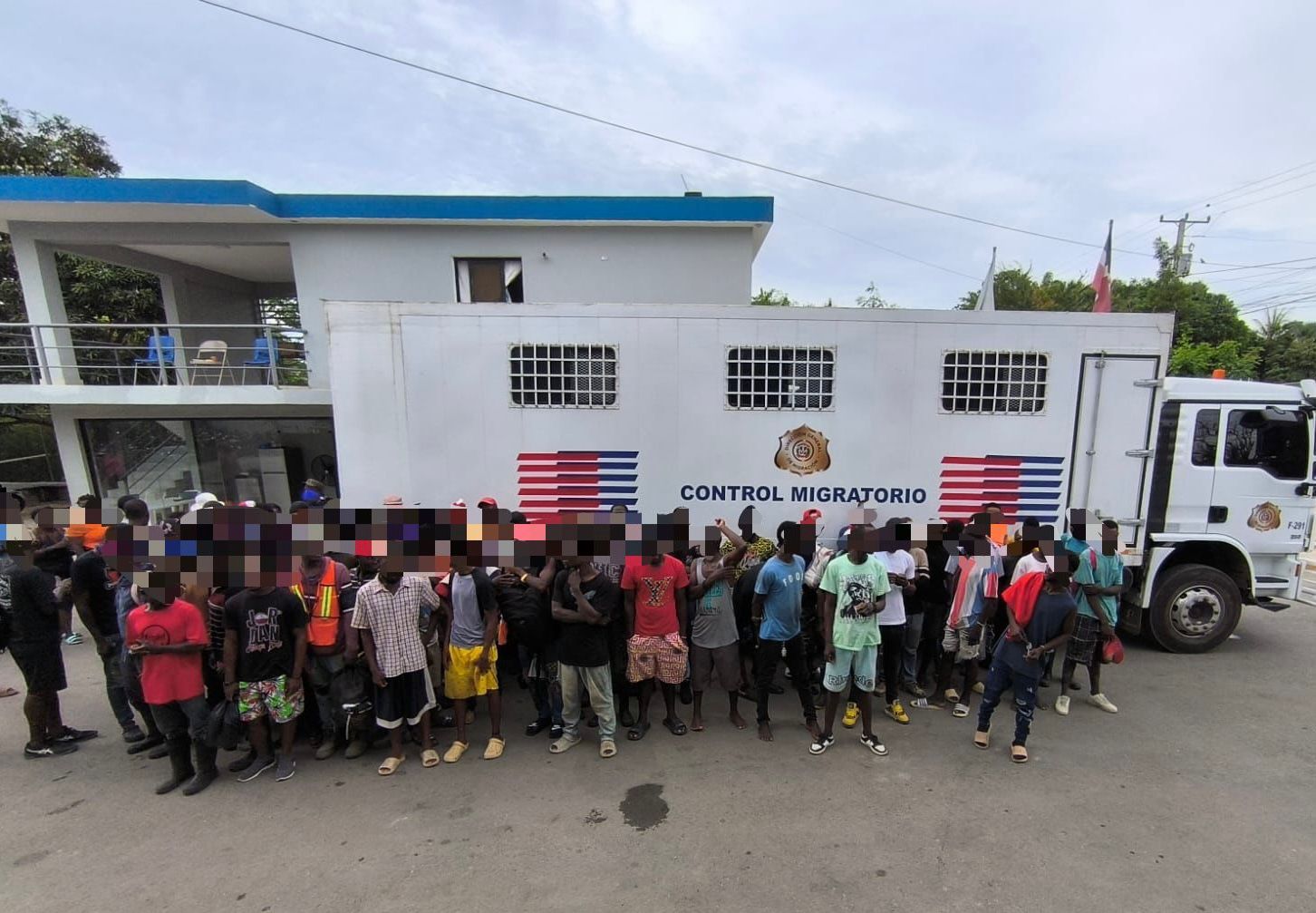 rd-deporto-mas-de-370.000-haitianos-en-2025,-un-37,4-%-mas-que-en-2024