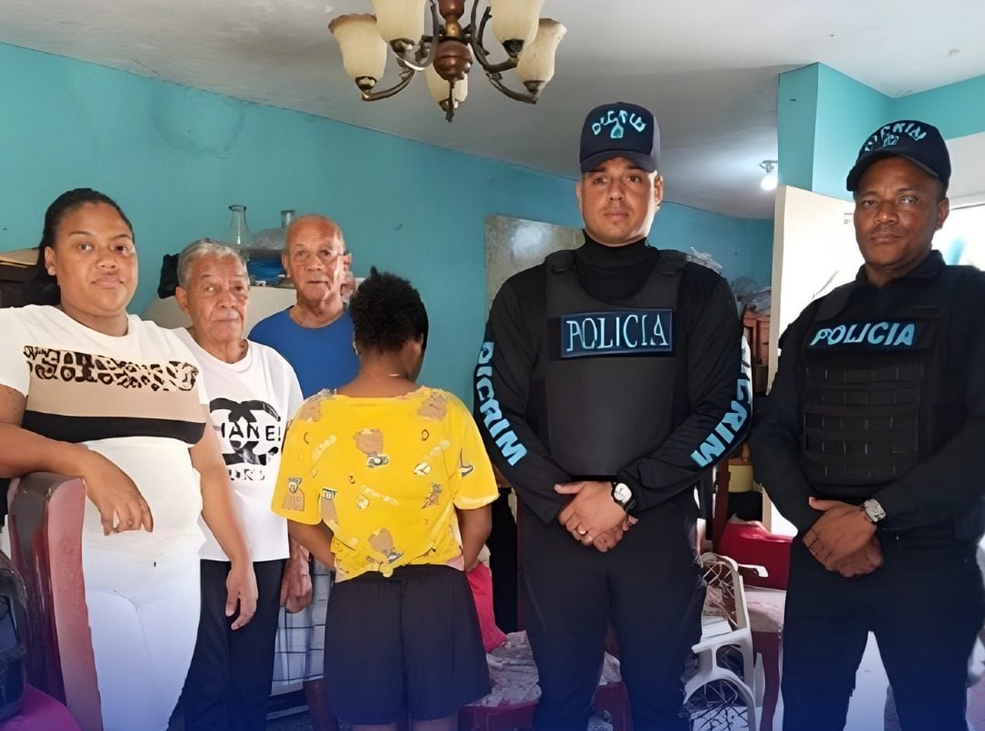 agentes-de-la-pn-localiza-a-menor-reportada-como-desaparecida-en-spm