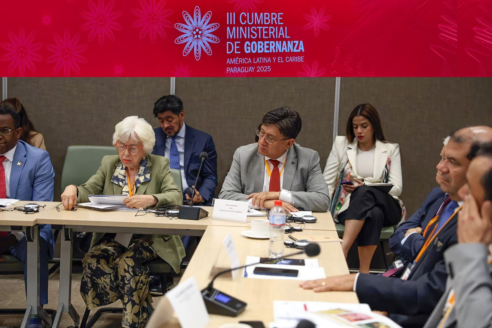 rd-destaca-en-america-latina-por-avances-institucionales-y-bajos-niveles-de-riesgo-politico