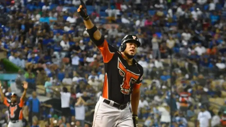 toros-del-este-avanzan-a-la-final,-dejan-en-el-terreno-a-las-aguilas