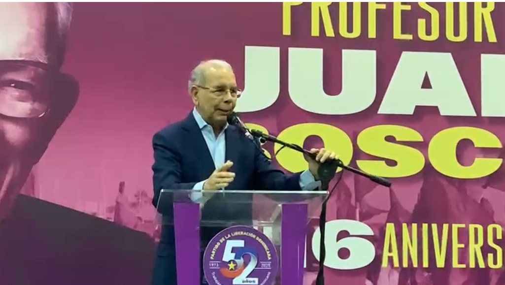 danilo-medina-llama-a-abogados-defender-el-voto-del-pld-en-las-mesas;-juramenta-nueva-directiva-de-dignidad-juridica