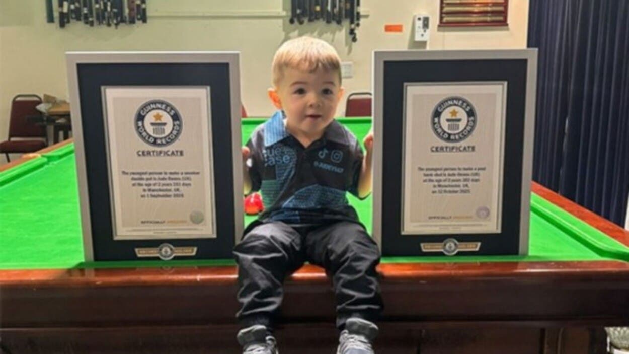 un-nino-de-dos-anos-bate-dos-record-guiness-de-billar