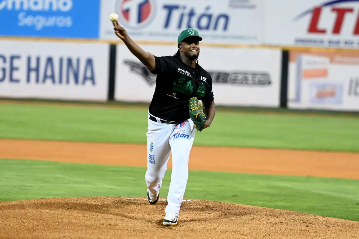 escogido-anuncia-a-oscar-de-la-cruz-para-enfrentar-a-charros-de-jalisco-en-el-inicio-de-la-serie-del-caribe