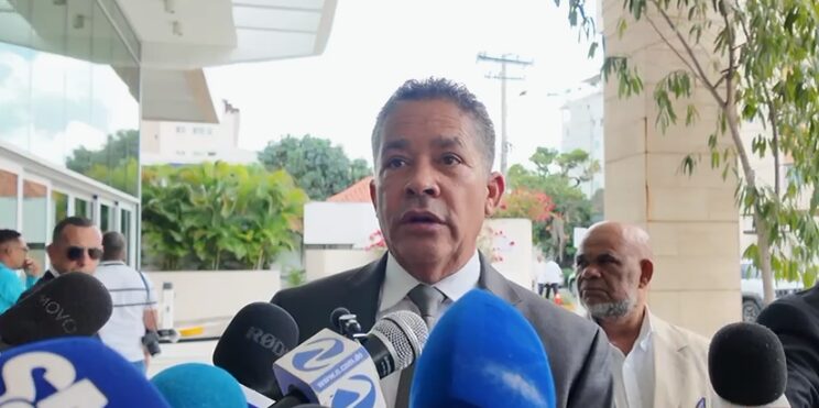 eugenio-cedeno-valora-el-legado-politico-de-ramon-alburquerque