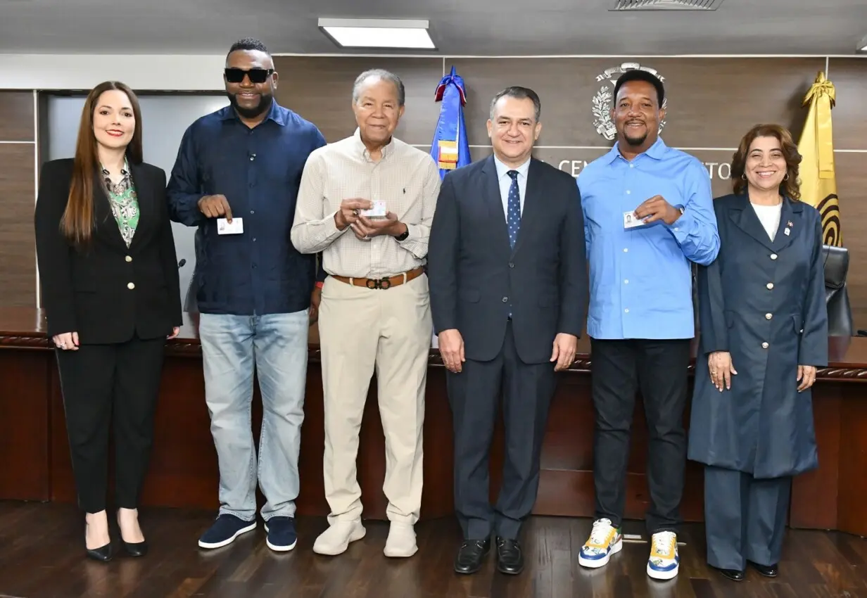 jce:-nueva-cedula-para-glorias-de-cooperstown