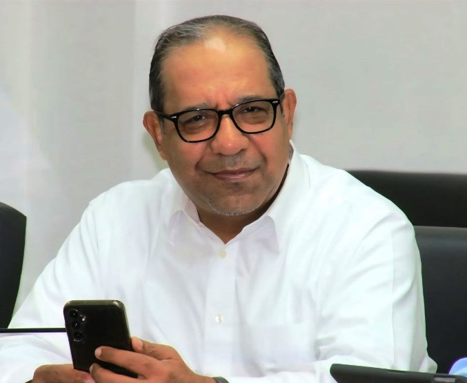carlos-manzano:-“el-regreso-de-los-buscones-refleja-la-crisis-en-los-servicios-publicos”