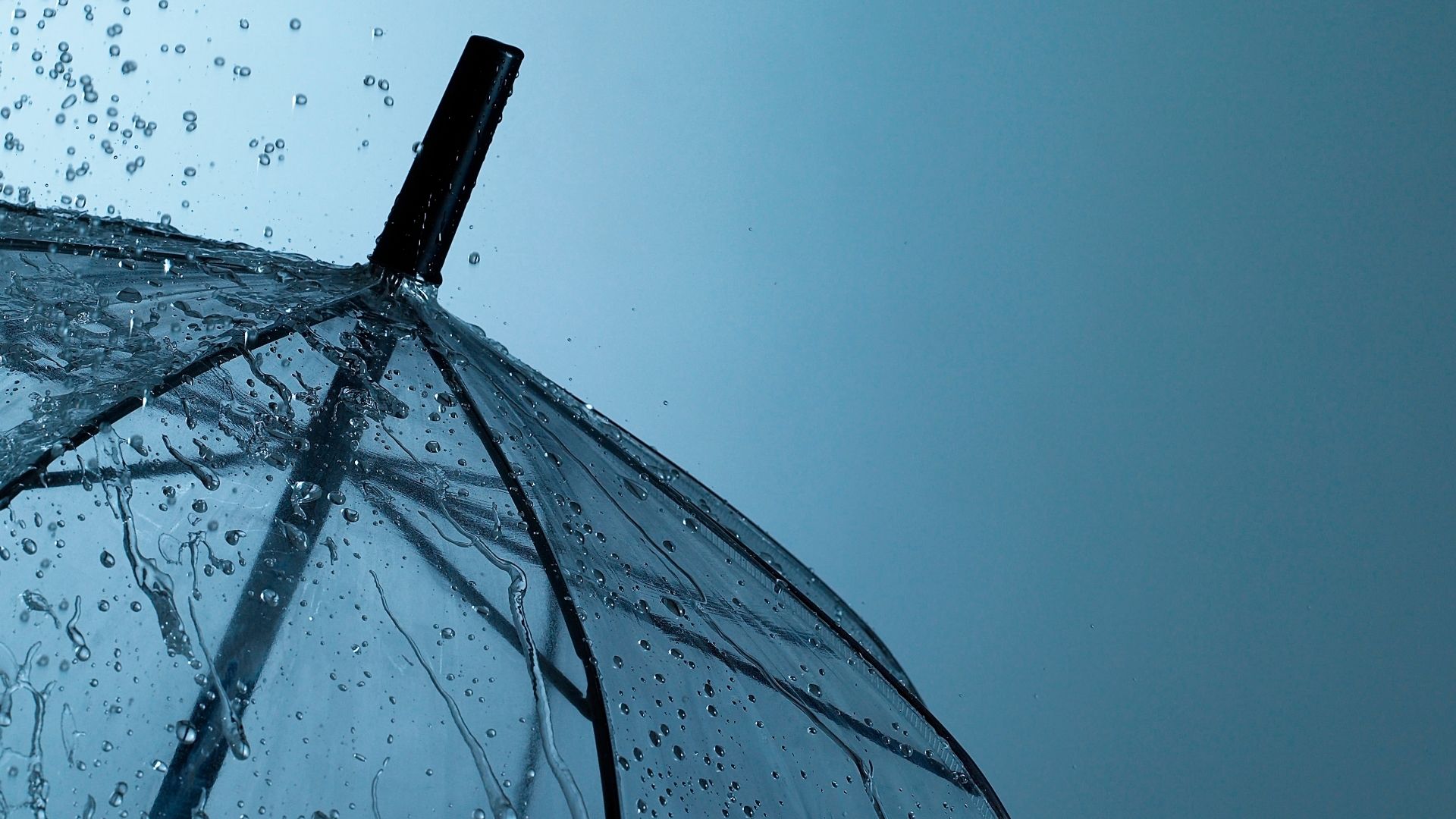 lluvias-debiles,-rafagas-de-viento-y-oleaje-peligroso-para-este-martes