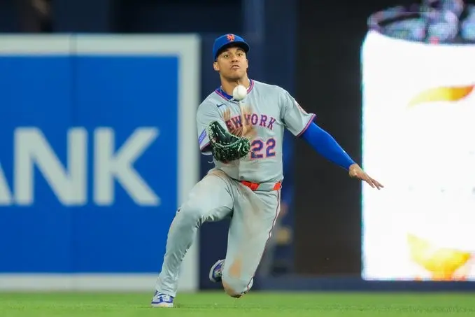 juan-soto-cambia-de-posicion-en-los-mets:-‘si-quieren-que-lance,-lanzare’