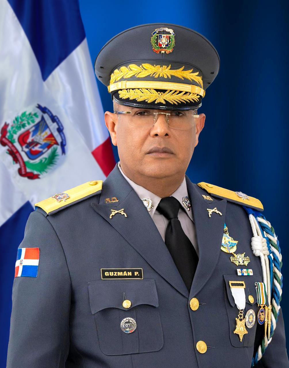 ramon-guzman-peralta-es-puesto-en-retiro-y-asumira-rol-de-asesor-presidencial-en-materia-policial