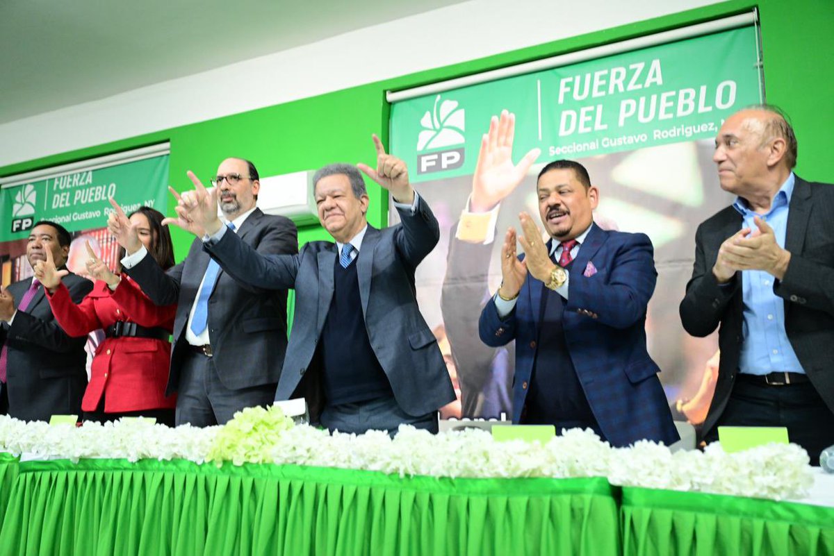 leonel-fernandez-lidera-encuentro-en-nueva-york-y-resalta-el-papel-clave-de-la-diaspora-dominicana