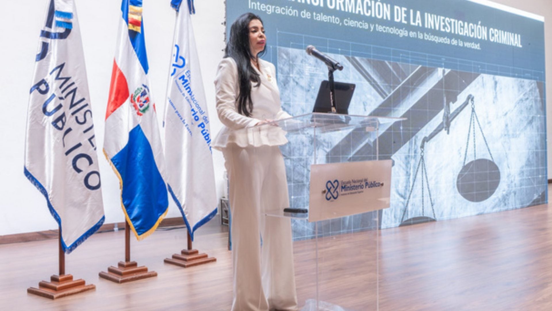 yeni-berenice:-“el-pais-vivira-un-proceso-historico-de-transformacion-en-la-investigacion-de-crimenes-y-delitos”
