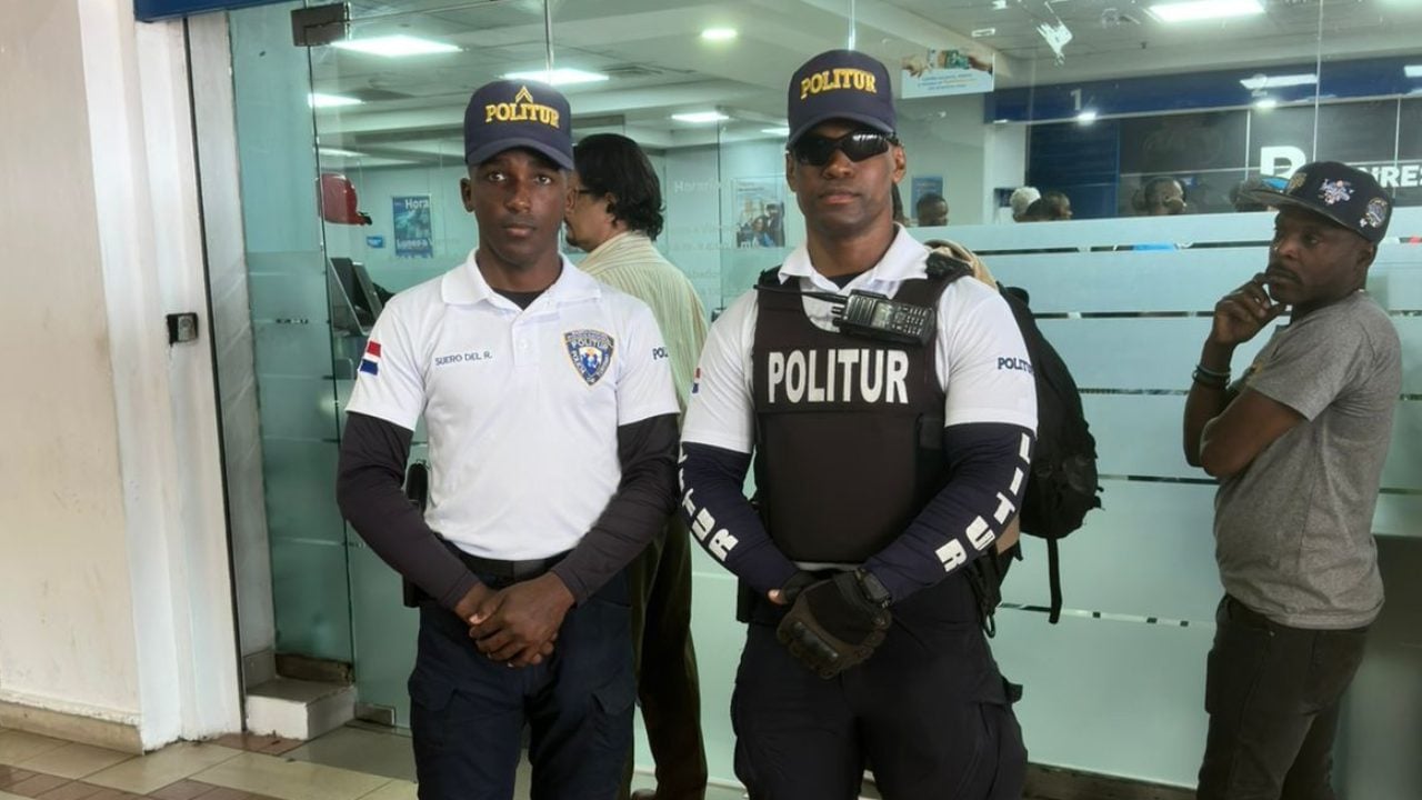 policia-nacional-refuerza-seguridad-tras-falla-electrica