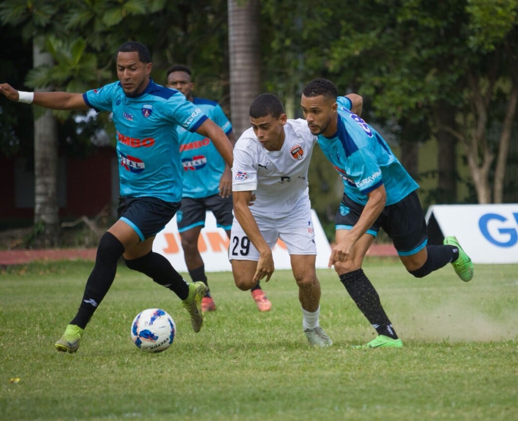 cibao-fc-se-consolida-en-la-cima-del-futbol-dominicano
