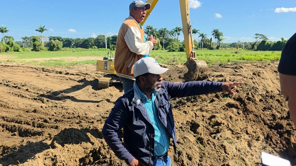 video:-rio-masacre-rompe-y-pone-en-riesgo-cosechas-de-80-productores-de-arroz-en-la-frontera