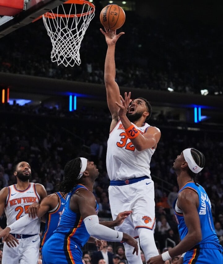 karl-towns-anota-17-y-atrapa-17-rebotes