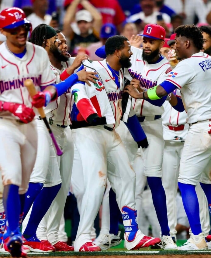 dominicana-desata-furia-contra-nicaragua-en-inicio-clasico-mundial