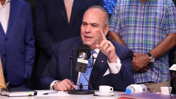 charlie-mariotti-plantea-reunion-urgente-de-aspirantes-presidenciales-del-pld-ante-escalada-de-la-crisis-en-medio-oriente