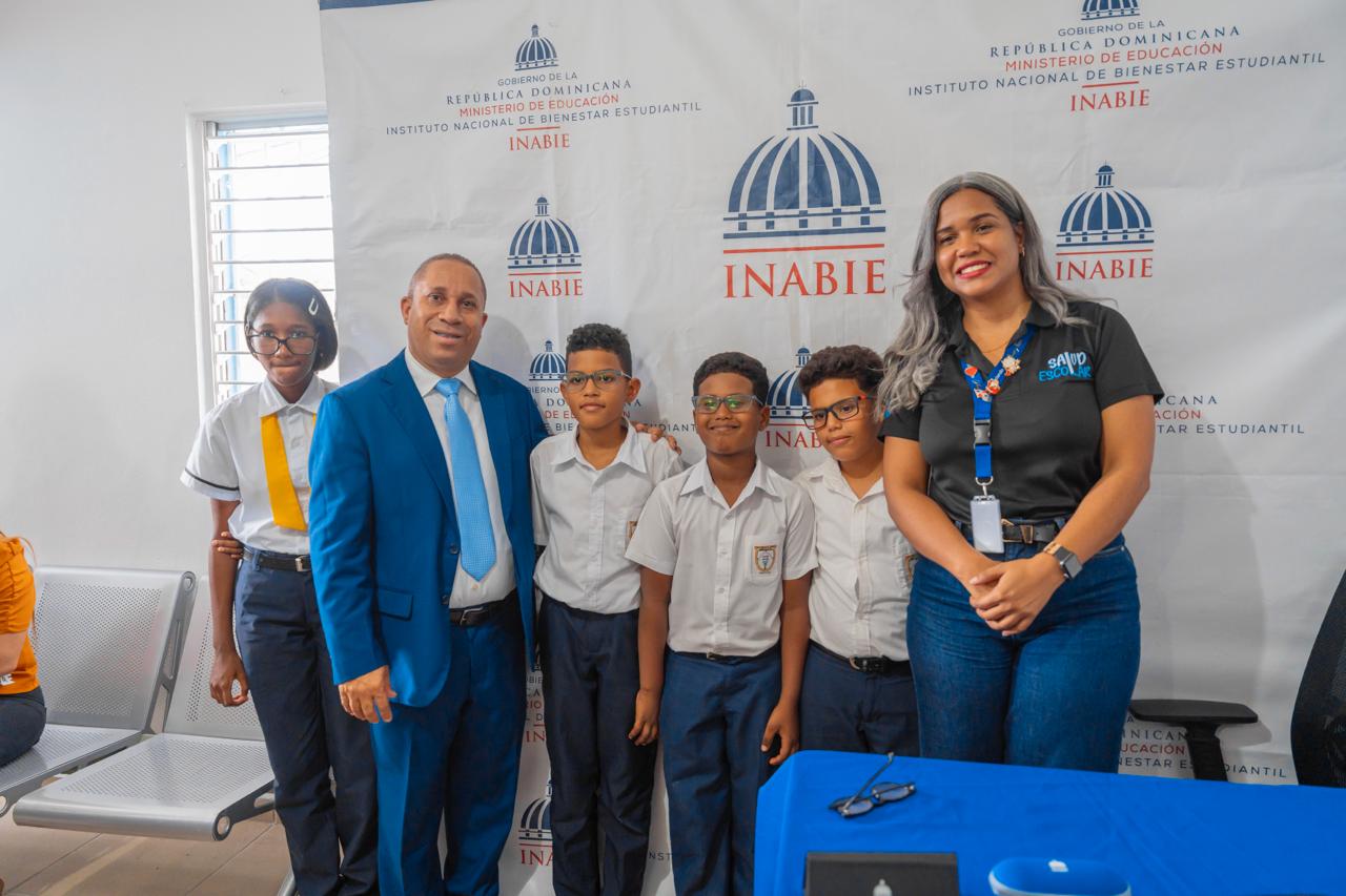 gobierno-impulsa-programa-“salud-escolar”-en-580-centros-educativos-del-pais