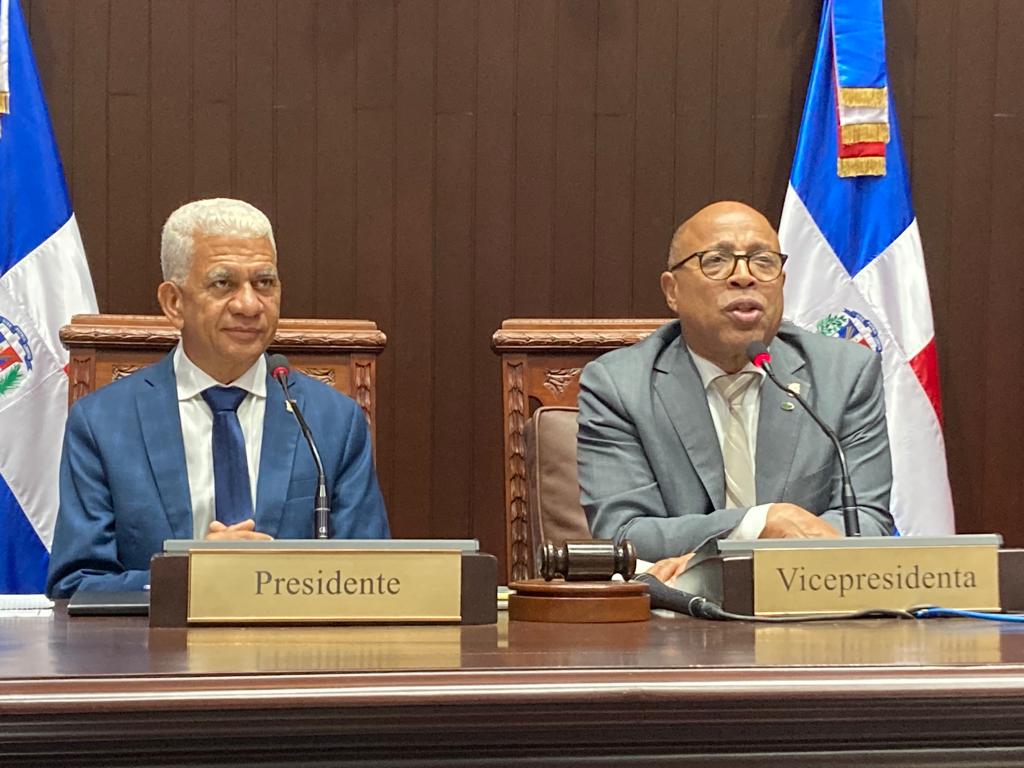 ricardo-de-los-santos-y-alfredo-pacheco-respaldan-eliminacion-de-las-candidaturas-independientes
