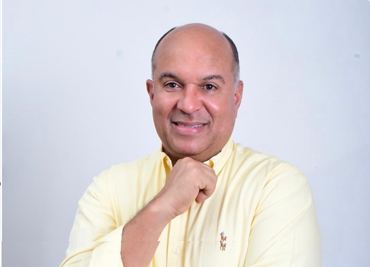renuncia-del-pld-miguel-angel-jazmin,-el-muneco,-excandidato-a-senador-de-samana