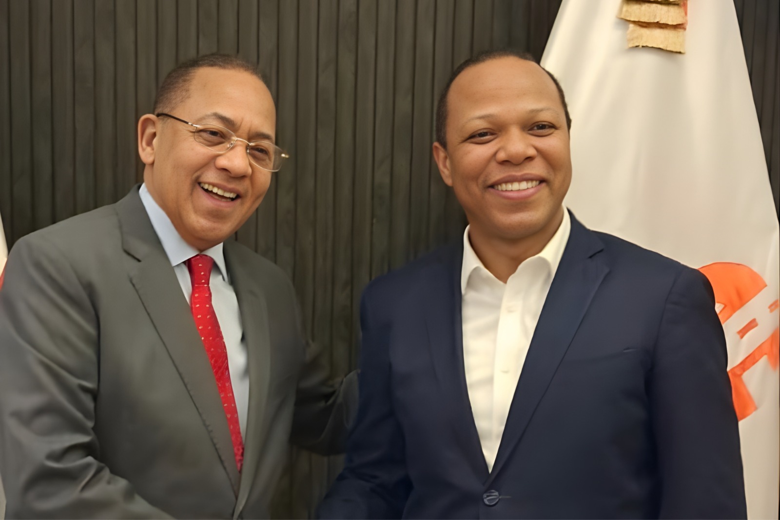 ismael-reyes-y-milton-morrison-plantean-la-necesidad-de-fortalecer-partidos-emergentes