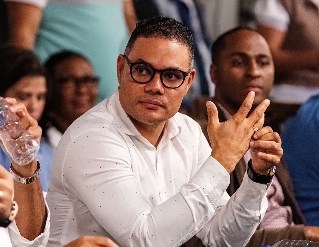equipo-politico-de-alexander-liz-pide-al-prm-convocar-convencion-interna-y-respetar-estatutos