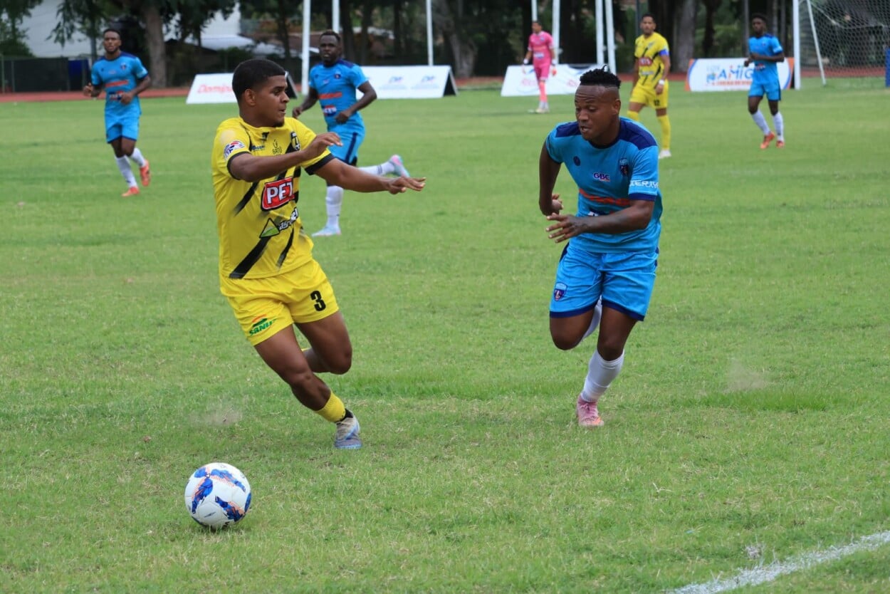 cibao-fc-avanza-a-semifinal-del-futbol-dominicano