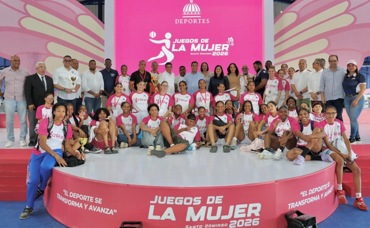 kelvin-cruz-destaca-deber-con-la-mujer