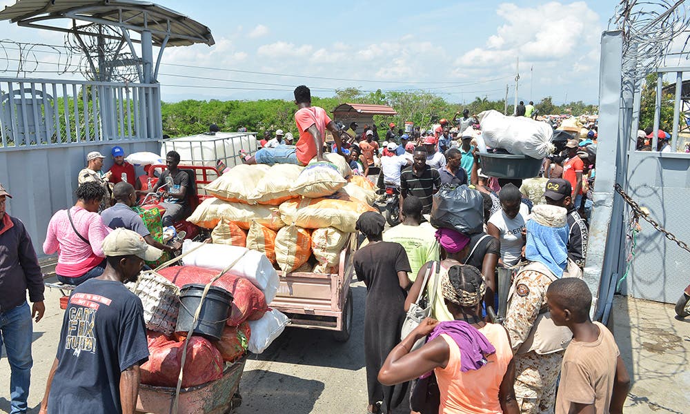 comerciantes-reportan-baja-en-ventas-por-congestion-en-el-mercado-de-dajabon