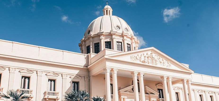reportaje-gobierno-inicia-semana-con-varios-frentes-entre-ellos-efectos-de-la-guerra-y-criticas-de-la-iglesia