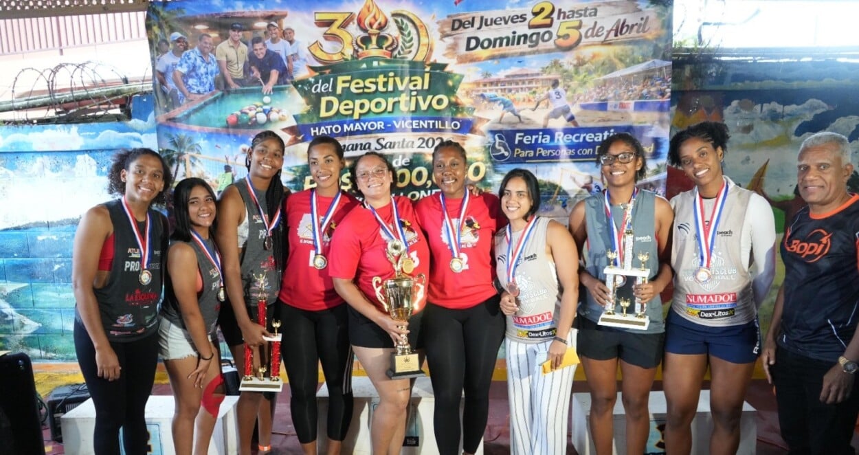 ¡campeones-de-la-arena!-top-sport-academic-y-progym-triunfan-en-el-voleibol-playero