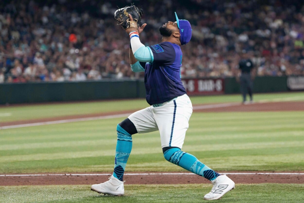 carlos-santana-fuera-de-accion:-diamondbacks-lo-inactivan-por-distension-en-el-muslo-derecho