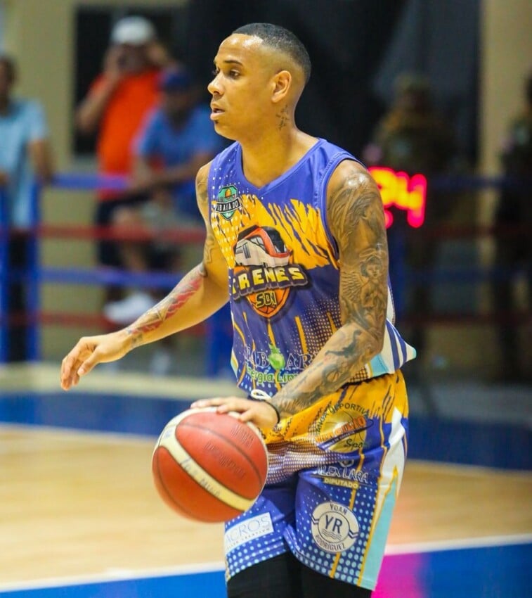 trenes-toman-ventaja-1-0-sobre-los-mina-en-la-final-del-tbs-santo-domingo
